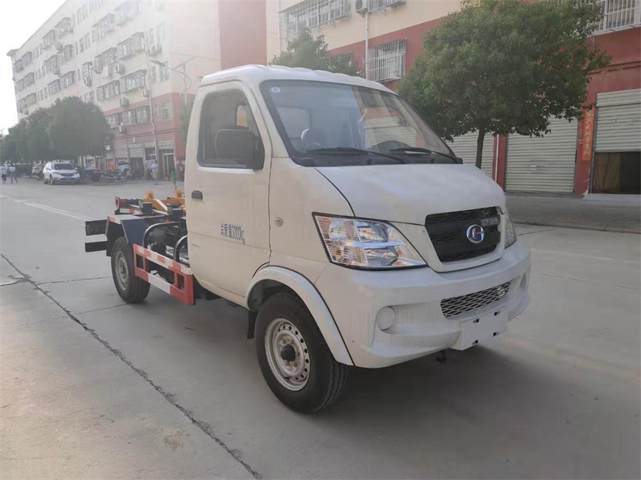 3方勾臂垃圾車(chē)-北汽昌河生活垃圾3方勾臂垃圾車(chē)廠家